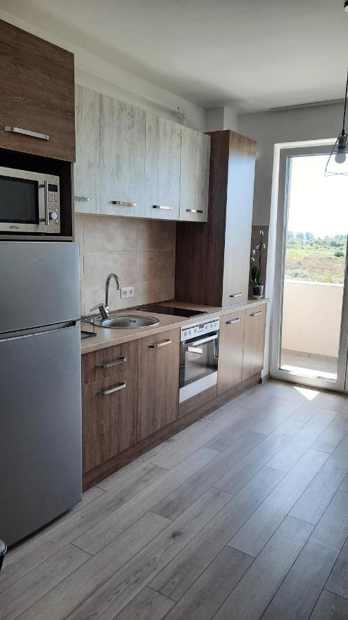 New Grey Residence Apartament Targu Mures Exterior photo