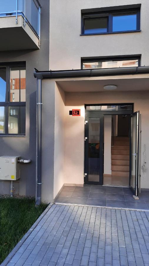 New Grey Residence Apartament Targu Mures Exterior photo