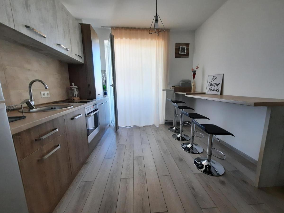 New Grey Residence Apartament Targu Mures Exterior photo